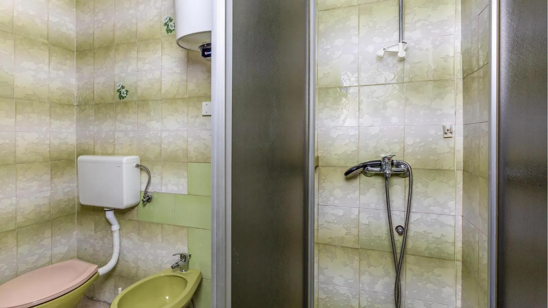 Nice Apartment In Novi Vinodolski With Wifi