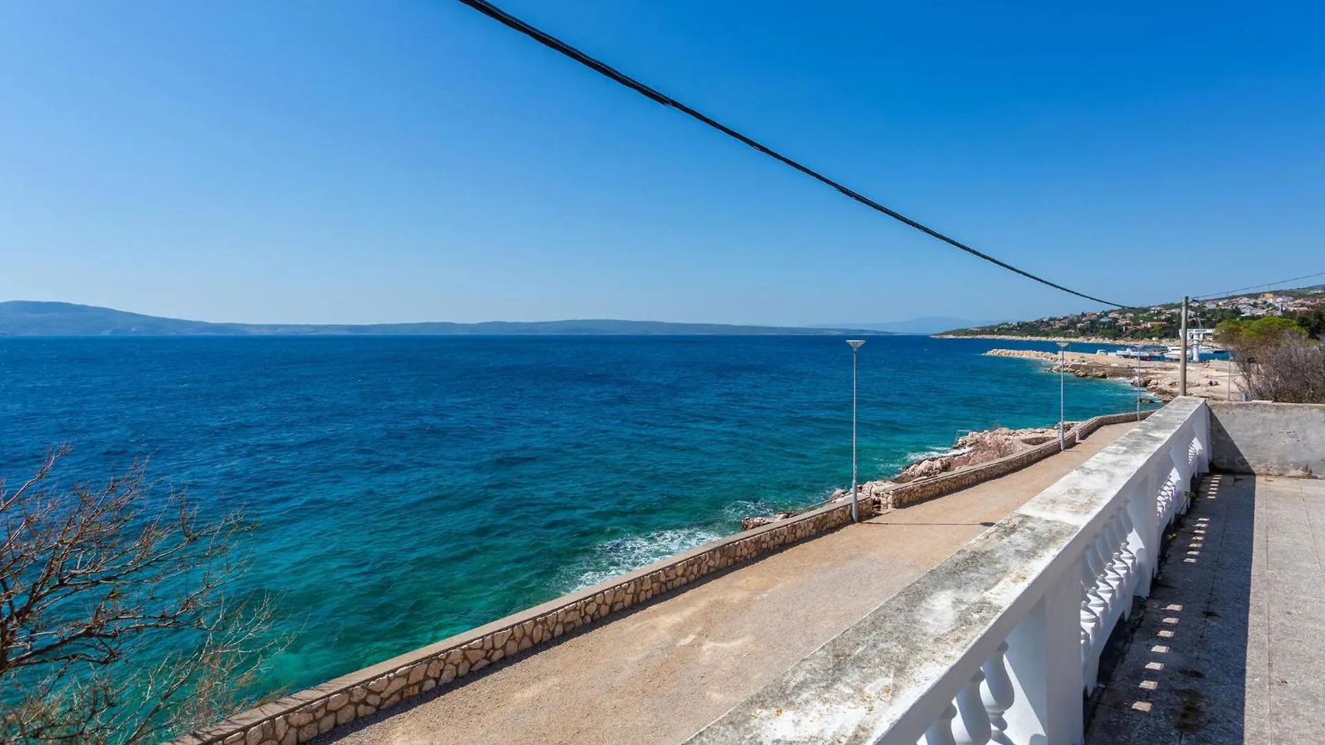 Nice Apartment In Novi Vinodolski With Wifi