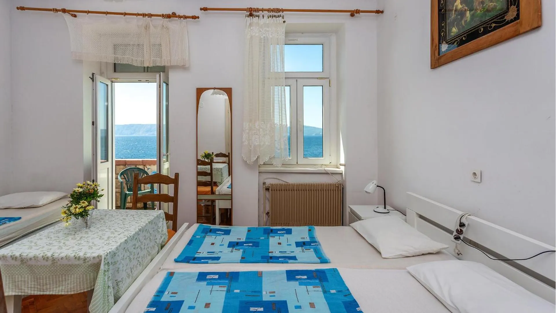 Nice Apartment In Novi Vinodolski With Wifi 0*,
